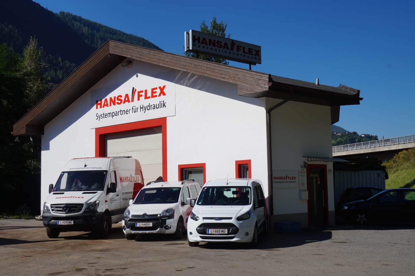 Filiale Imst Halle Gebäude Zweigstelle HANSA-FLEX Tirol